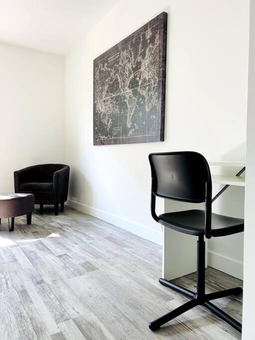 Walking Distance To St Boniface, Easy Parking Villa Winnipeg Exteriör bild